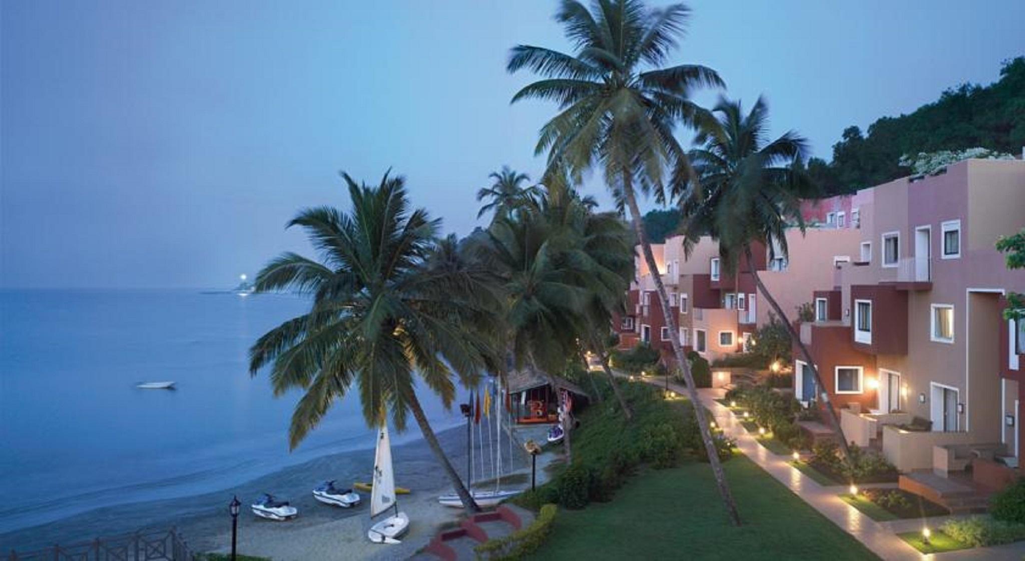 Taj Cidade De Goa Heritage, Goa Santa Cruz ภายนอก รูปภาพ A view of the beach at the resort