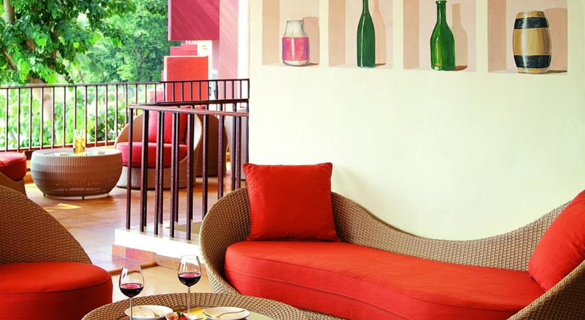 Taj Cidade De Goa Heritage, Goa Santa Cruz ภายนอก รูปภาพ A lounge at the hotel